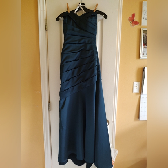 NWOT David's Bridal Mermaid BMs Dress - Picture 3 of 5